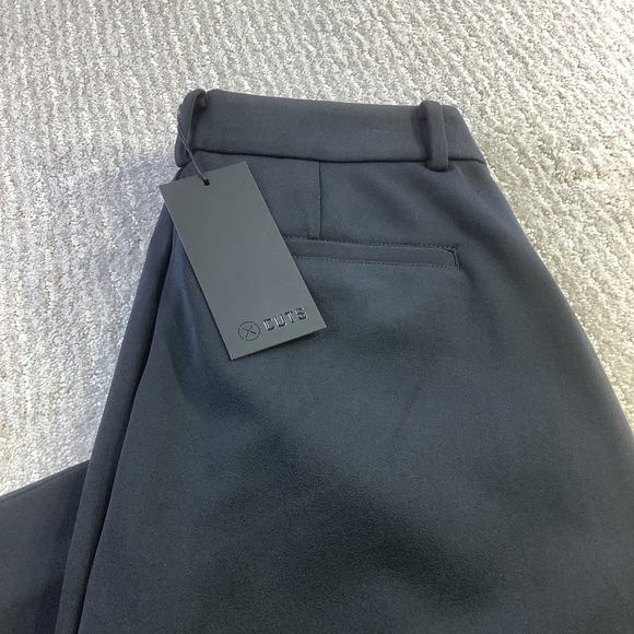 Cuts Clothing Pants - Cuts Womens Essential Pant Black Wide Leg Pleated Size 6 NWT